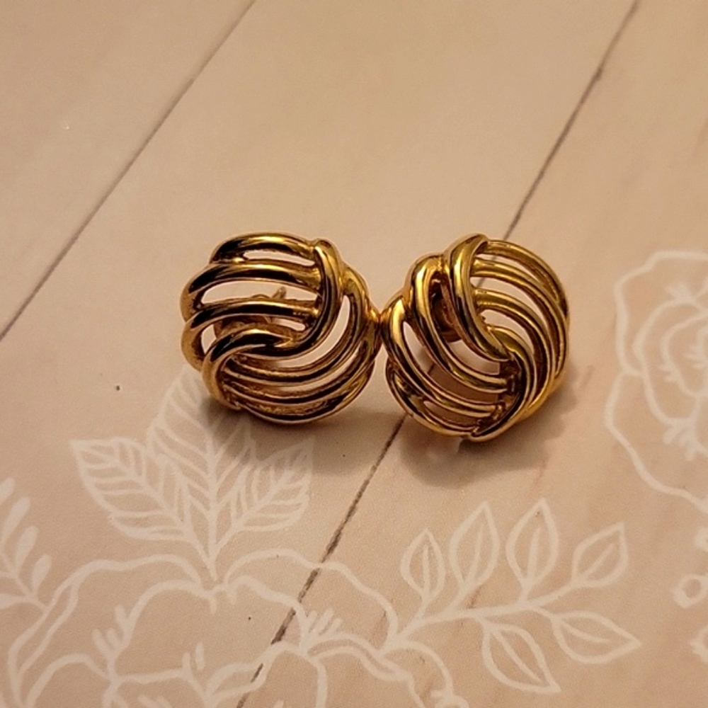 Monet post earrings gold tone - Picture 1 of 4
